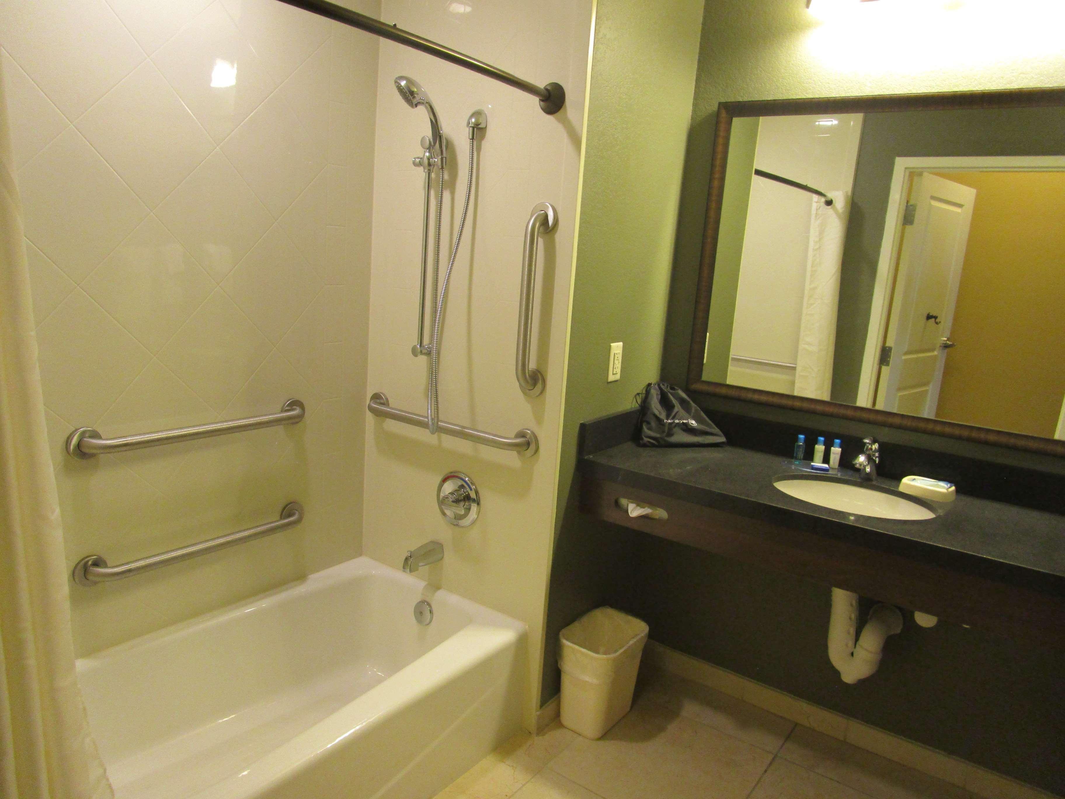 Best Western Plus Hudson Hotel & Suites Esterno foto