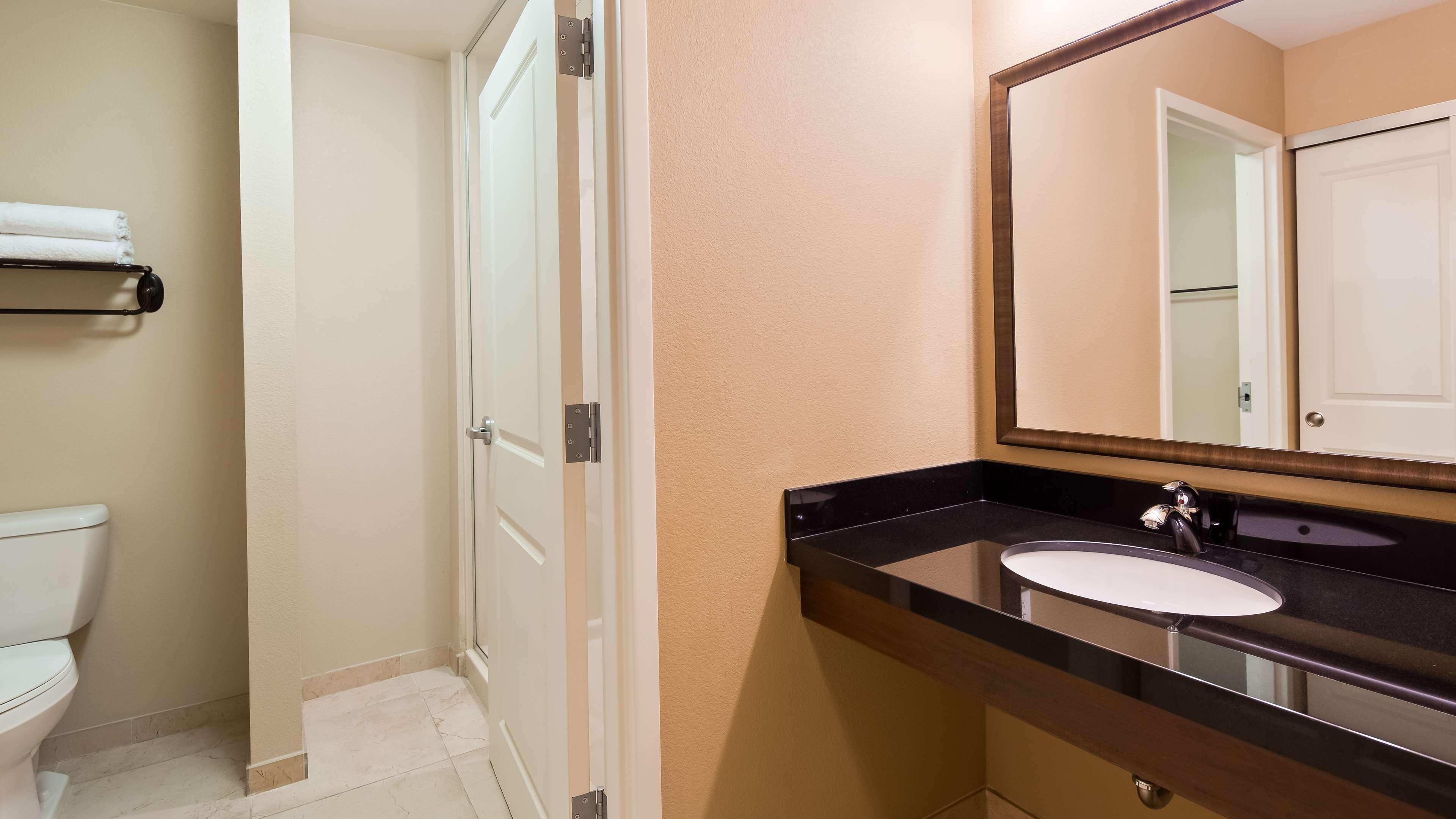 Best Western Plus Hudson Hotel & Suites Esterno foto