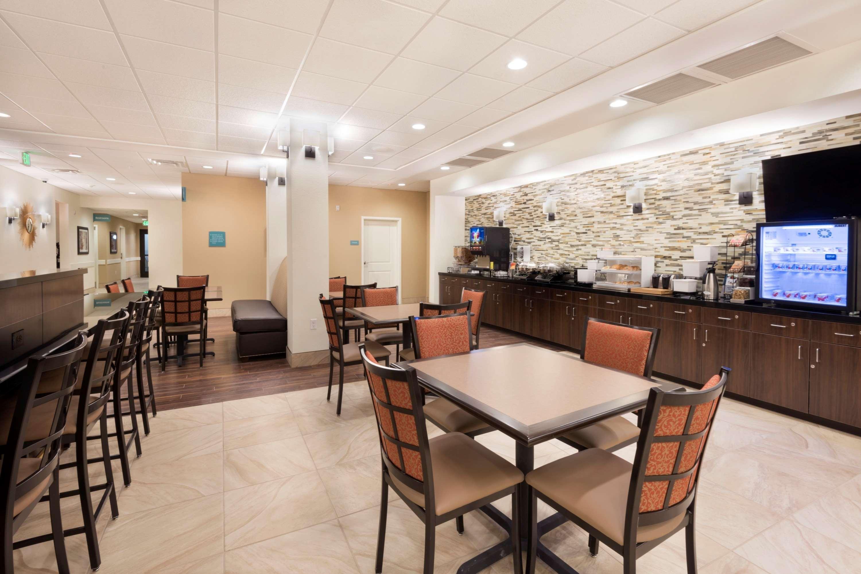 Best Western Plus Hudson Hotel & Suites Esterno foto