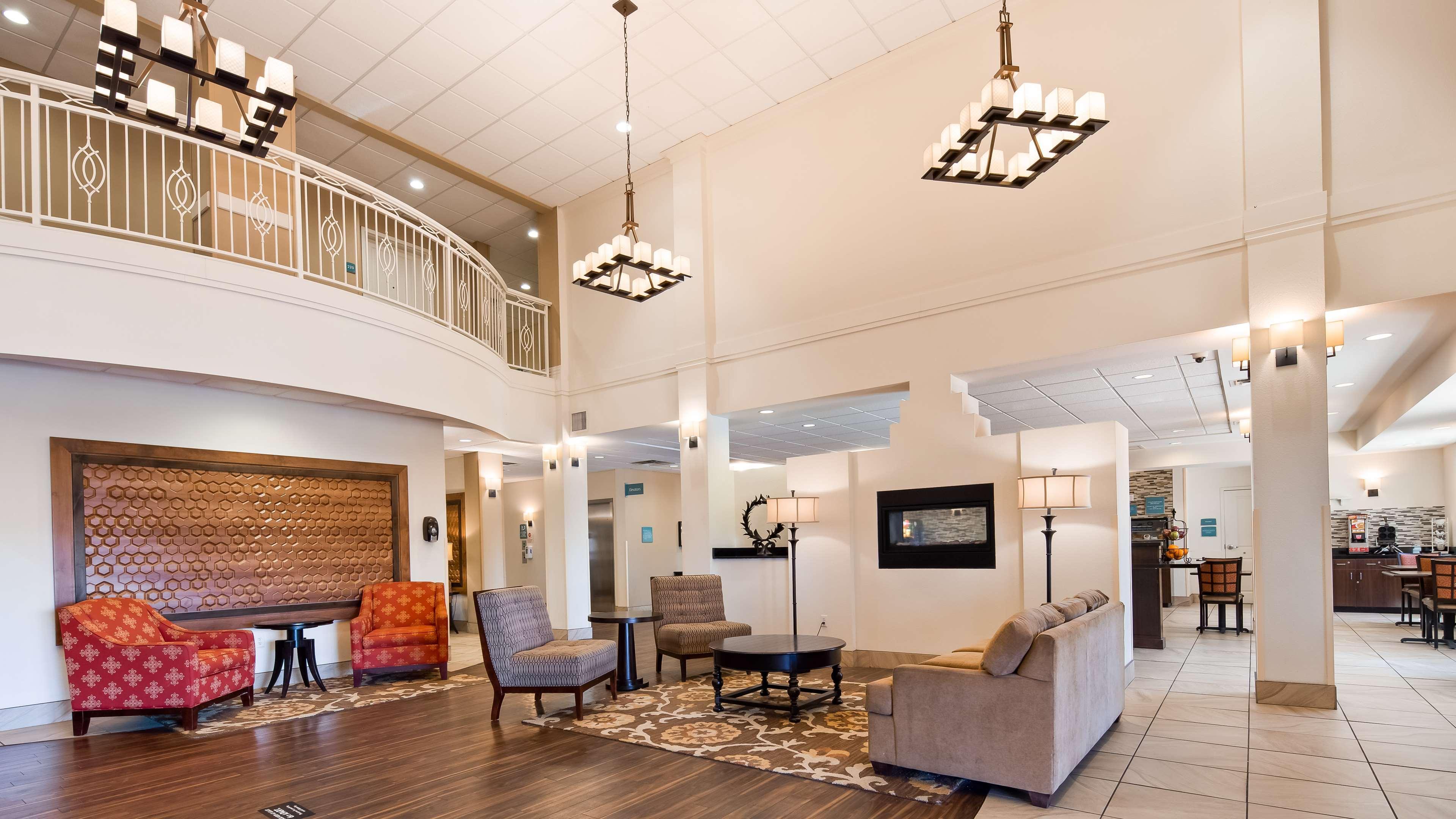 Best Western Plus Hudson Hotel & Suites Esterno foto