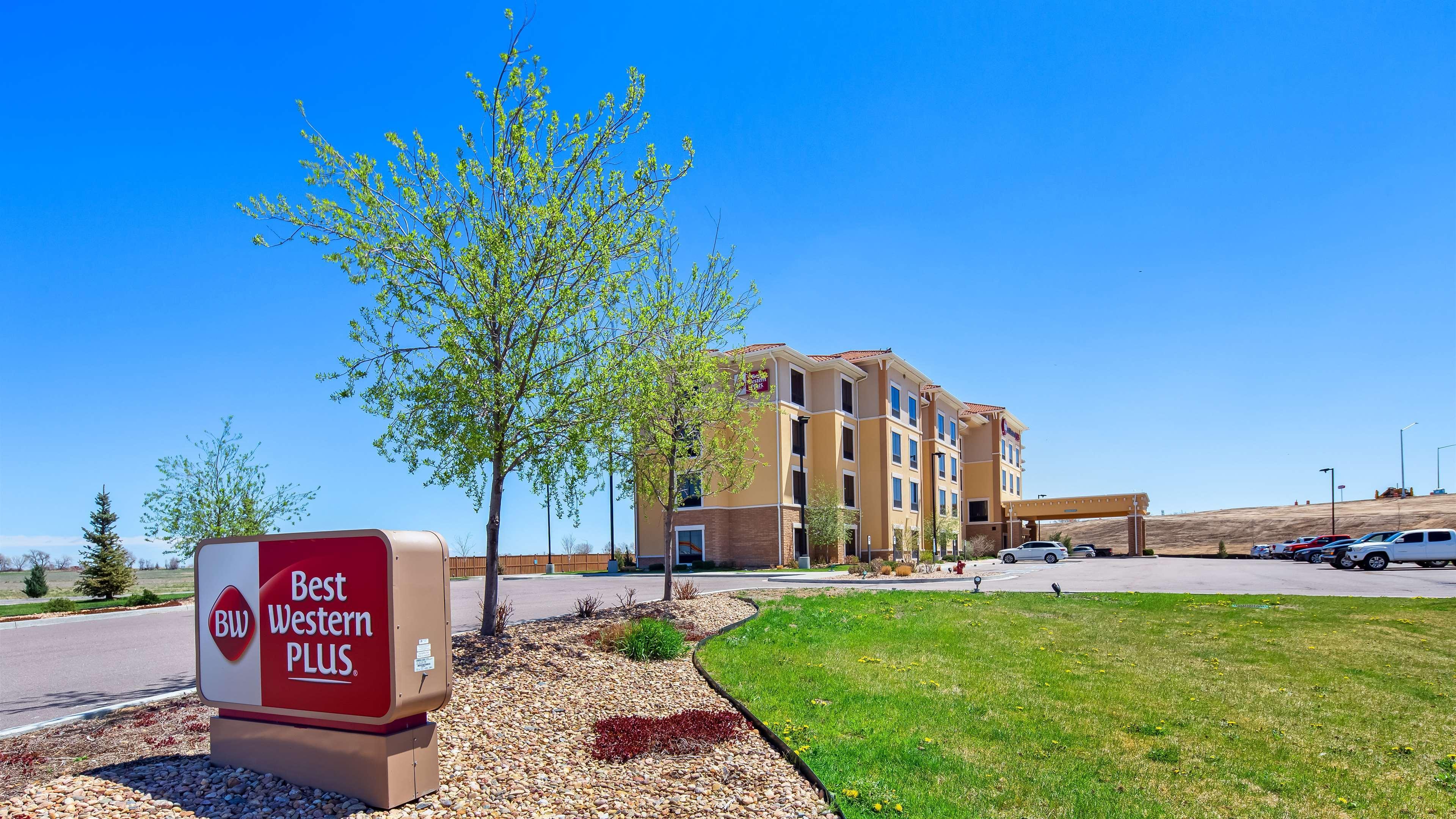 Best Western Plus Hudson Hotel & Suites Esterno foto