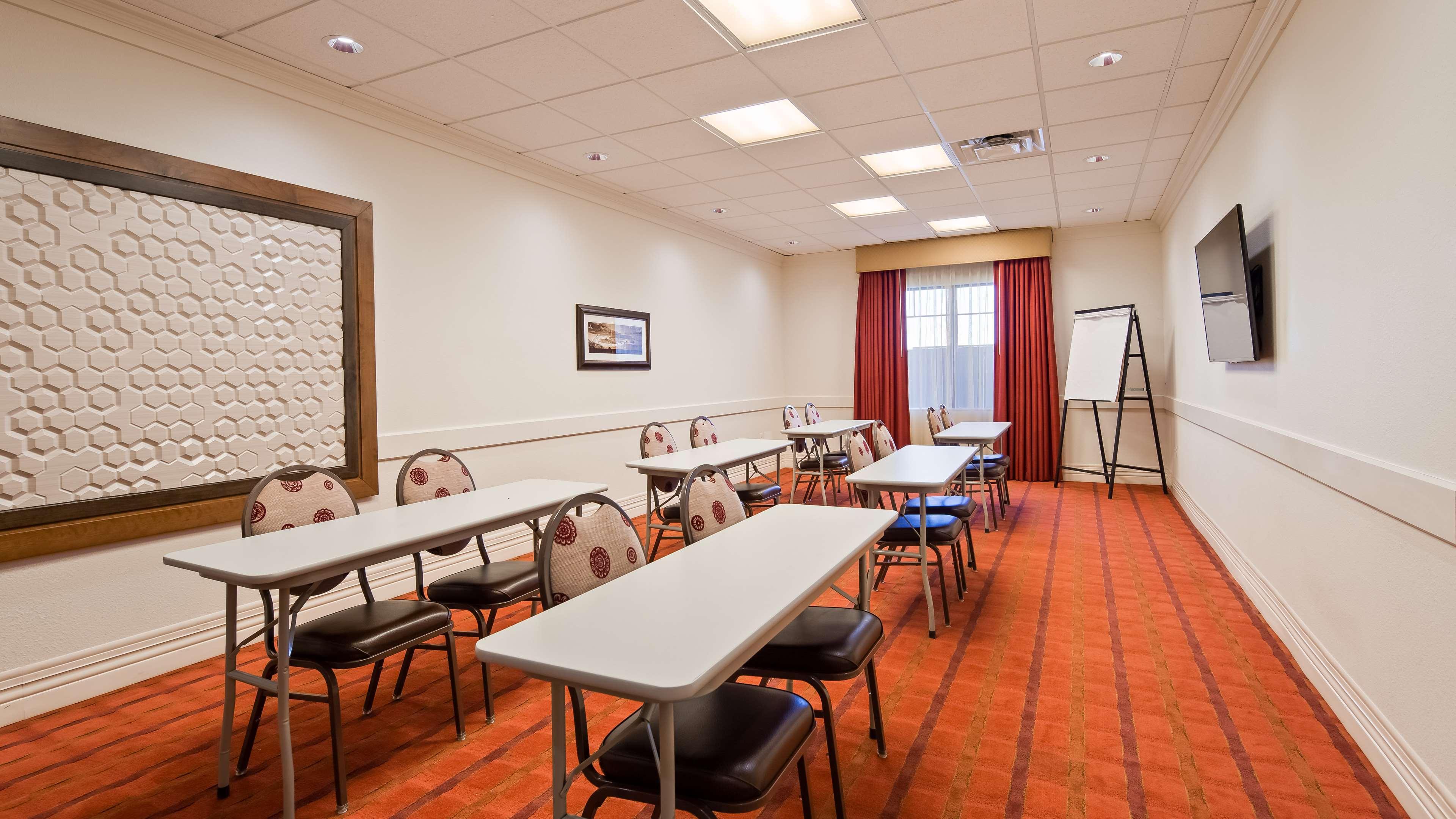 Best Western Plus Hudson Hotel & Suites Esterno foto